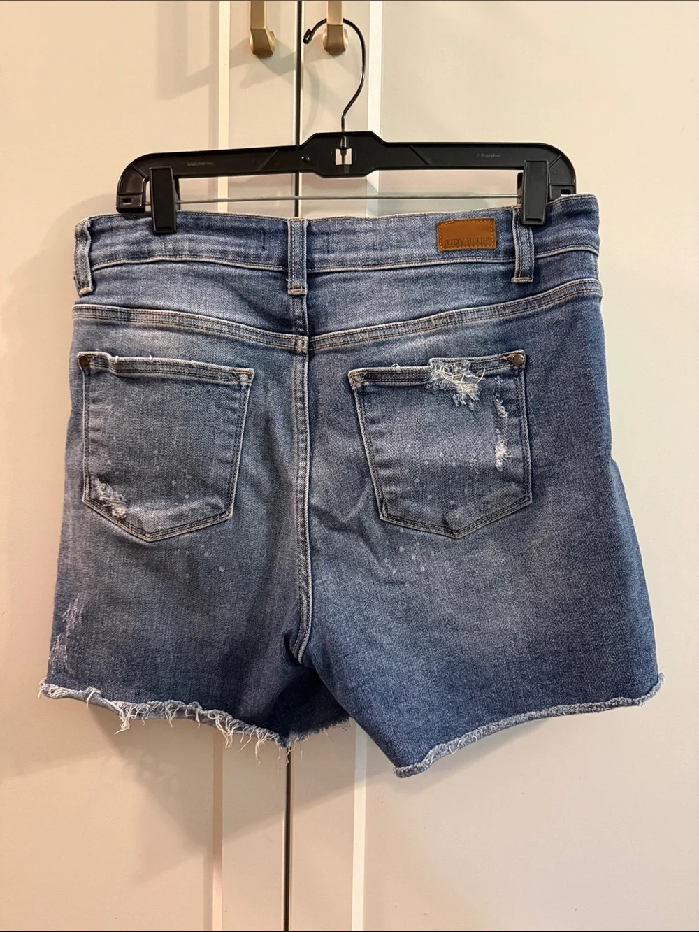 Judy Blue Women’s XL Distressed Bermuda Denim Shorts Raw Hem Stretch